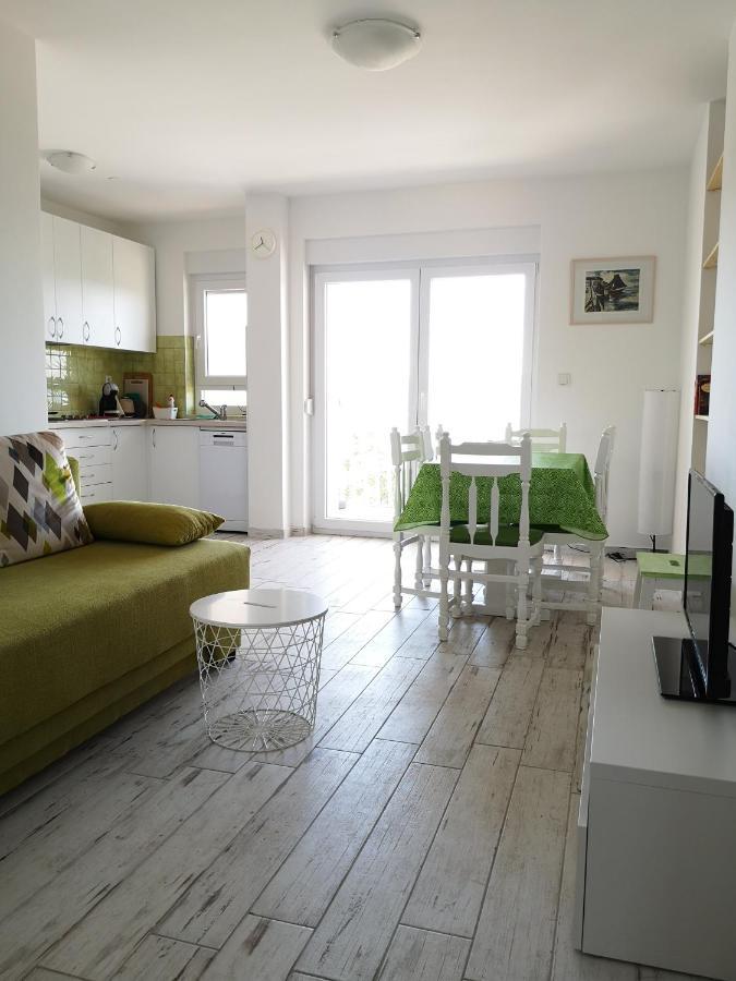Apartmani Mentha & Lipa Novi Vinodolski Luaran gambar